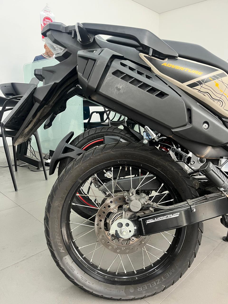 HONDA SHARA 300 ADVENTURE ABS 2025 - Imagem 8