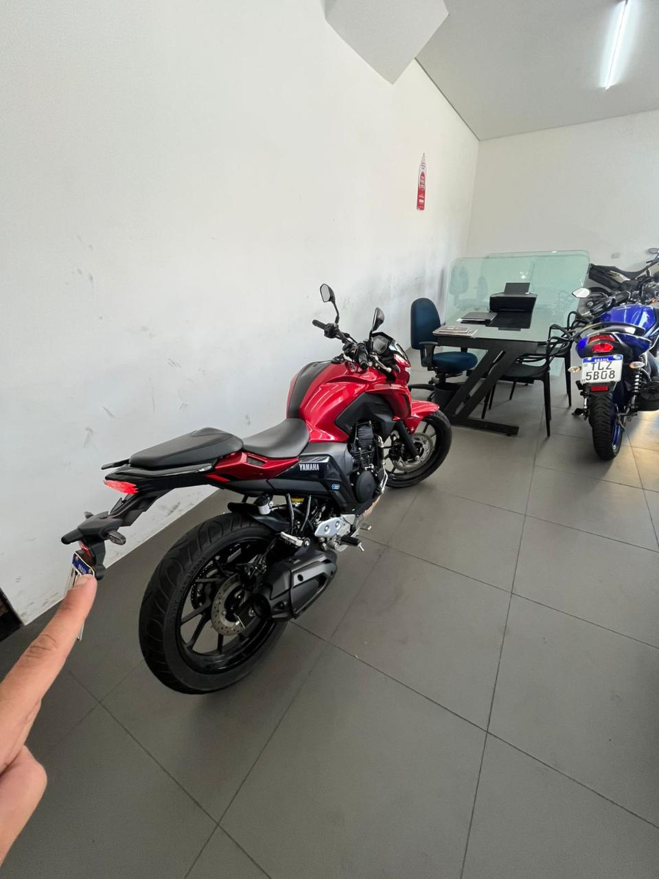 YAMAHA FZ25 FAZER 250 2025 CONECTED PROMOÇÃO - Imagem 11